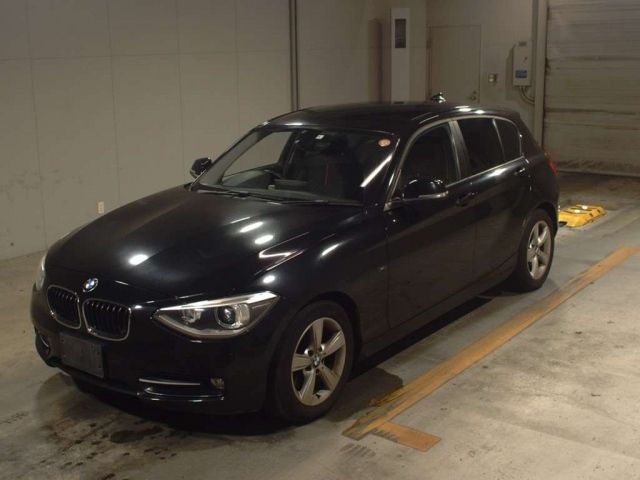 5002 BMW 1 SERIES 2012 г. (TAA Kyushu)
